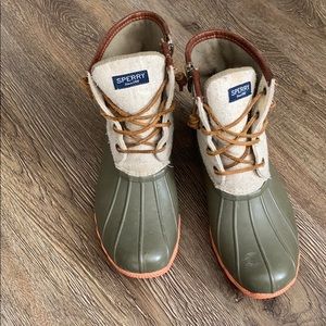 Sperry boots